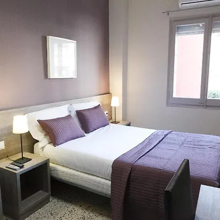Fonda Montserrat Guest house